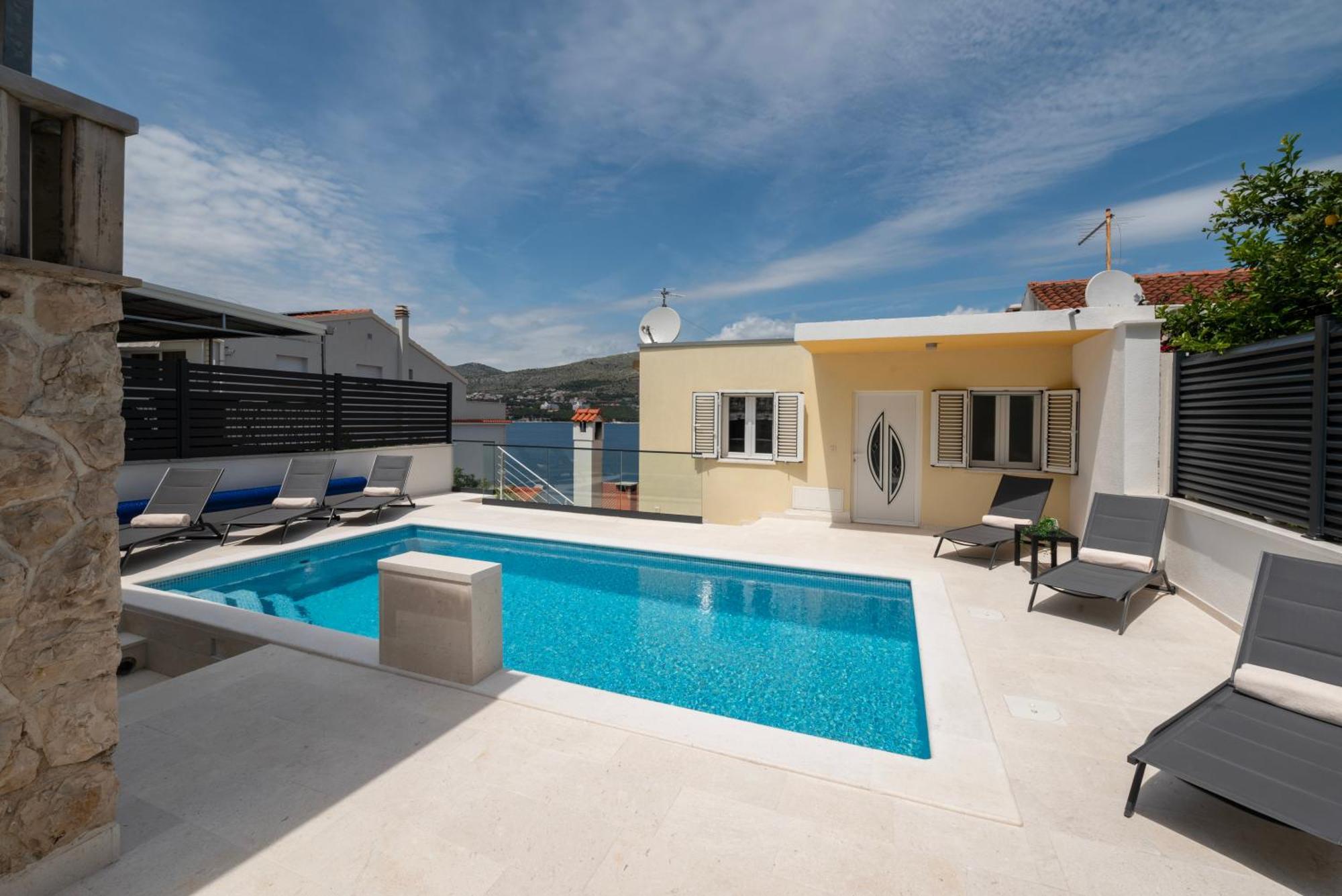 Lavanda Residence With Heated Pool Trogir Split Donji Okrug  Eksteriør bilde